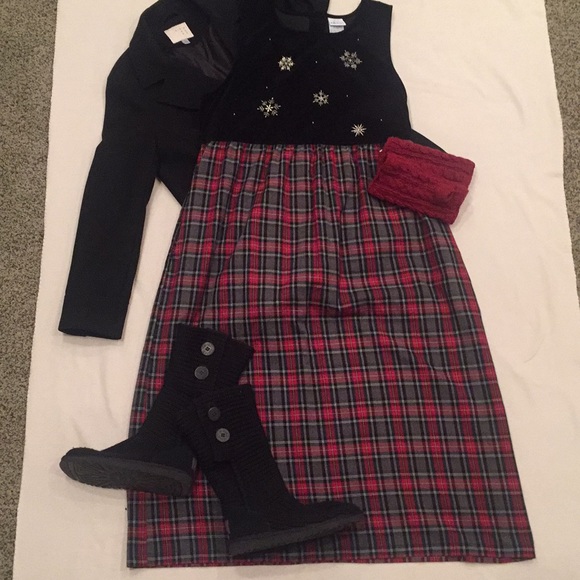 Bobbie Brooks Dresses & Skirts - Snowflake jumper